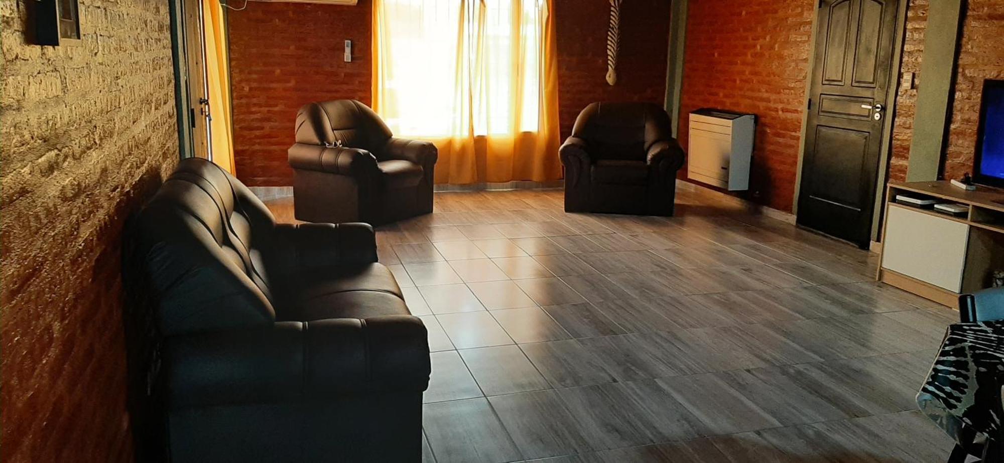 Alquiler Temporario En Trelew Ngoại thất bức ảnh